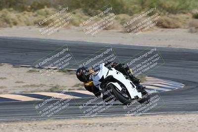 media/Nov-16-2025-Race Pace (Sun) [[8c5fa54630]]/Non Verified Riders (1st 20 Minutes)/2-Turn 10 (1010am)/